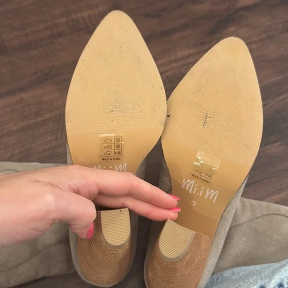 VICI Women's Greyish Tan Suede Cowboy Boots - Picture 7 of 12